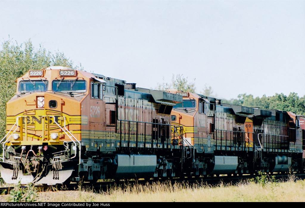 BNSF 5226 East